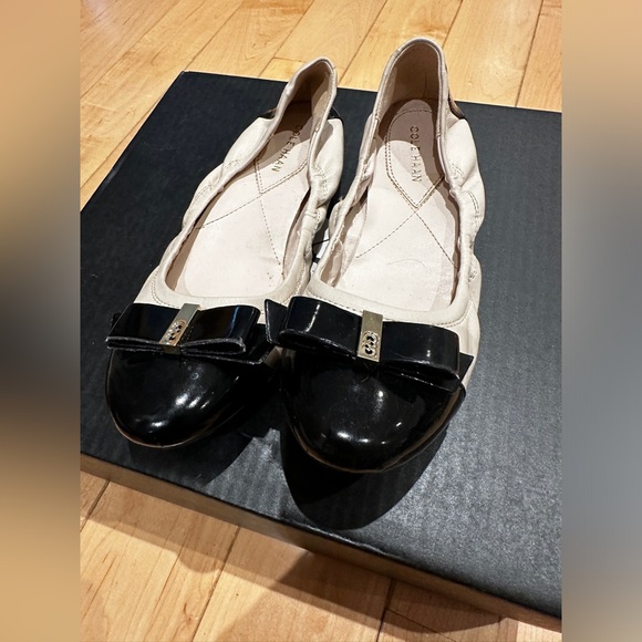 Cole Haan Bow Flats (Used like new, barely worn) - Picture 1 of 5